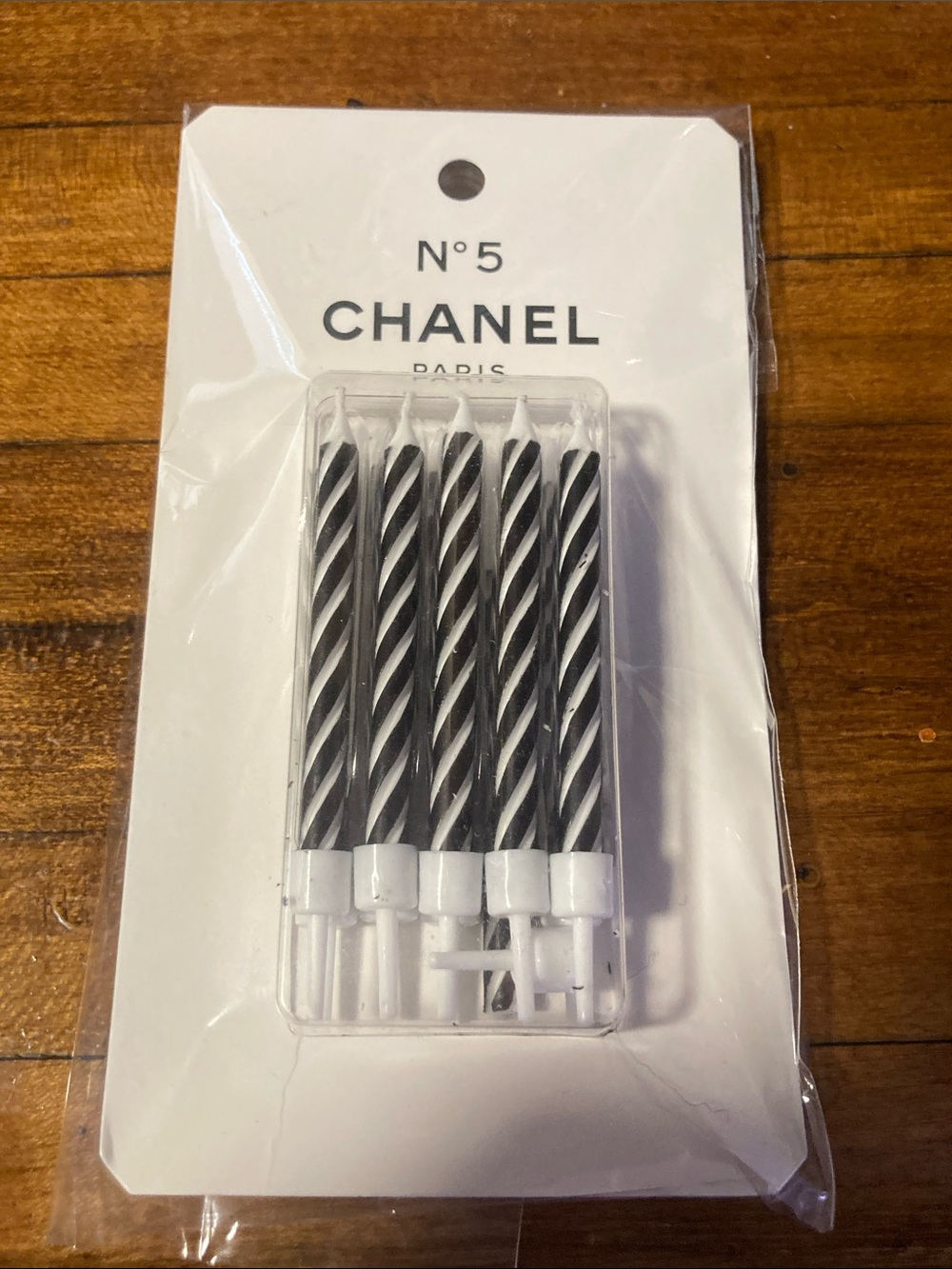 CHANEL Black & White Spiral Candle Set